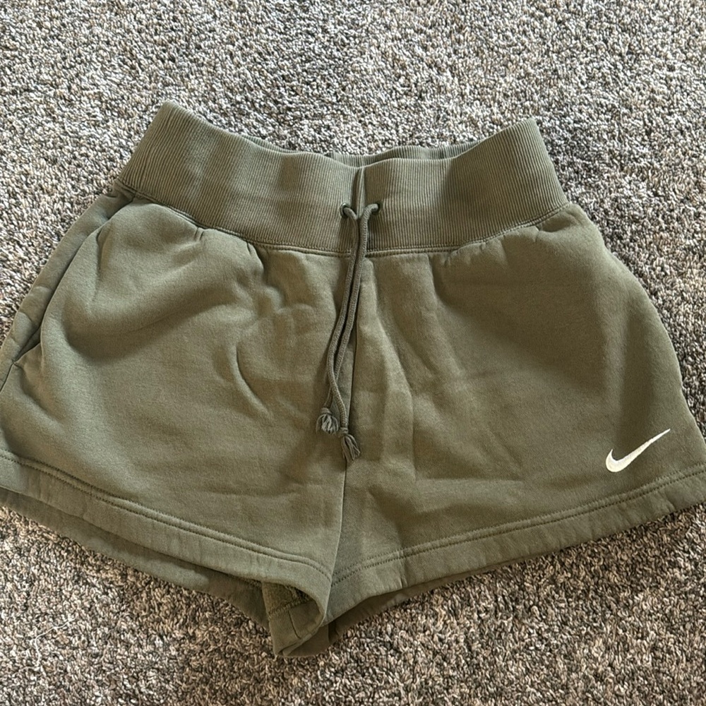 Green Nike sweat shorts